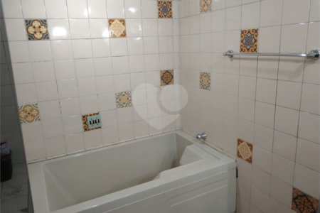 Casa à venda com 7 quartos, sendo 1 suíte, em Lapa, São Paulo, SP