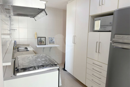 Apartamento para alugar com 3 quartos, sendo 1 suíte, em Vila Olímpia, São Paulo, SP