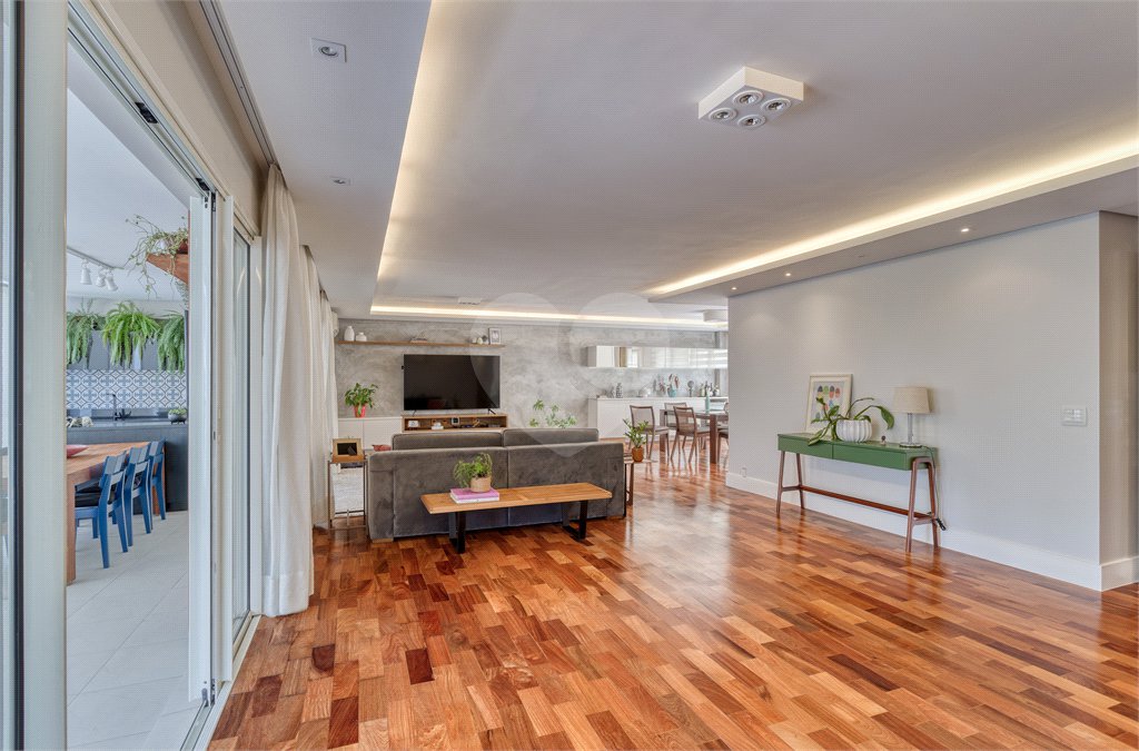 Apartamento à venda com 4 suítes em Alto da Boa Vista, São Paulo, SP
