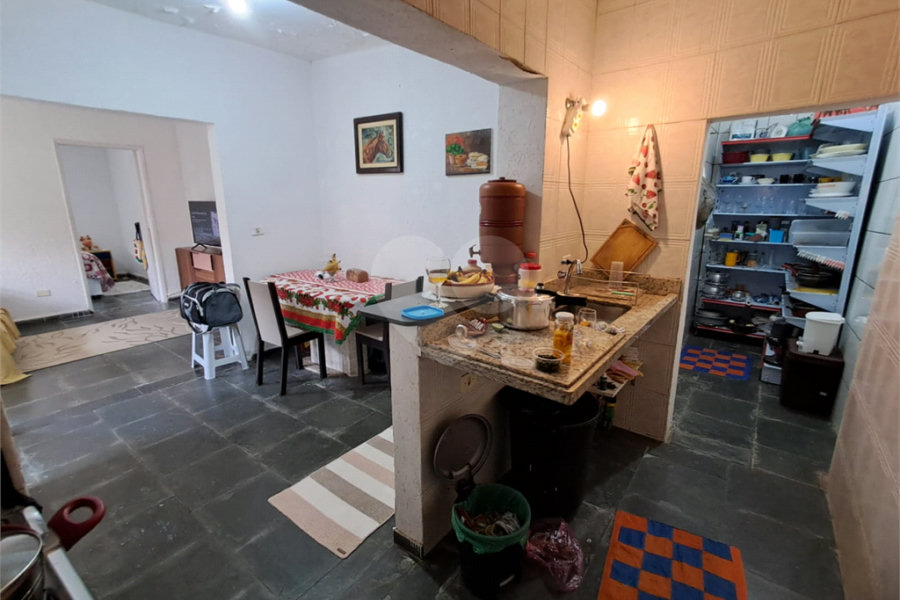 Sobrado à venda com 4 quartos em Parada Inglesa, São Paulo, SP