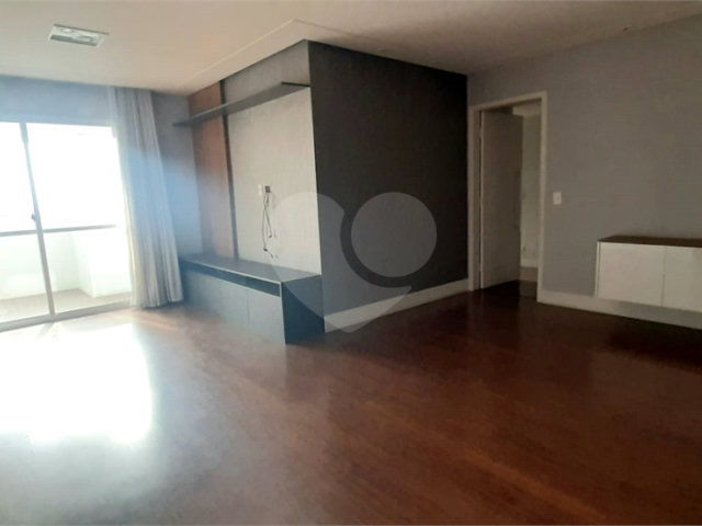 Apartamento à venda com 3 quartos, sendo 1 suíte,  em Santana, São Paulo, SP