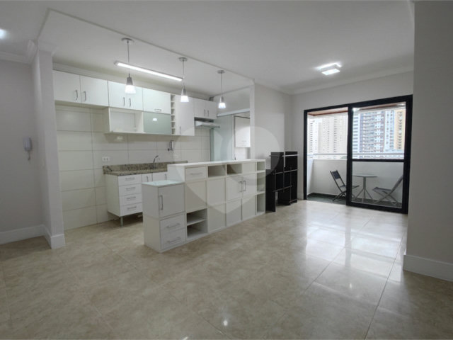 Apartamento à venda ou para alugar com 2 quartos, sendo 1 suíte,  em Alto da Boa Vista, São Paulo, SP