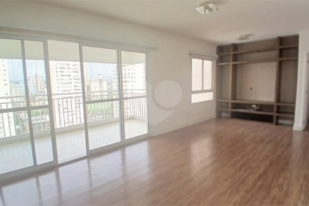 Apartamento para alugar com 3 quartos, sendo 1 suíte,  no Centro, São Bernardo do Campo, SP