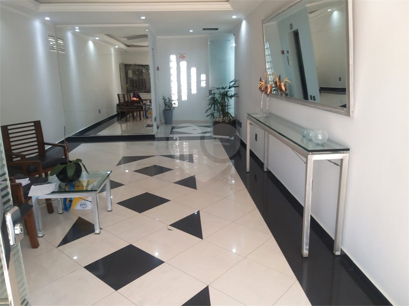 Apartamento à venda com 2 quartos, sendo 1 suíte,  em Vila Vermelha, São Paulo, SP