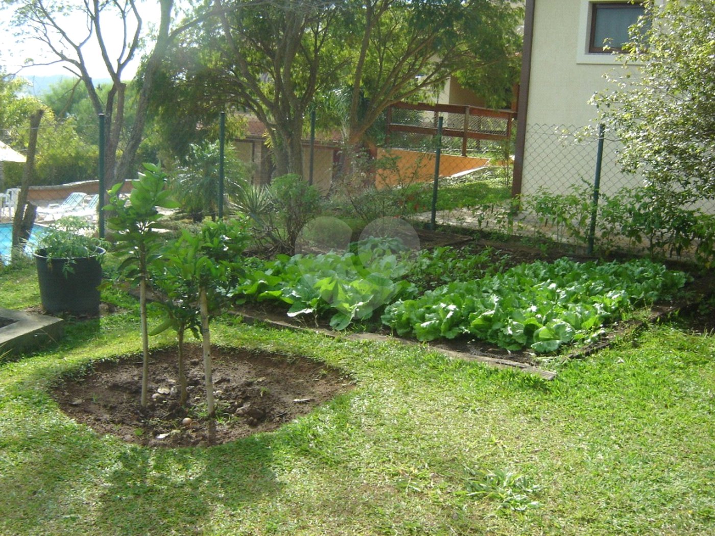 Casa à venda com 4 quartos, sendo 3 suítes, no condomínio Portal dos Nobres, Atibaia - SP