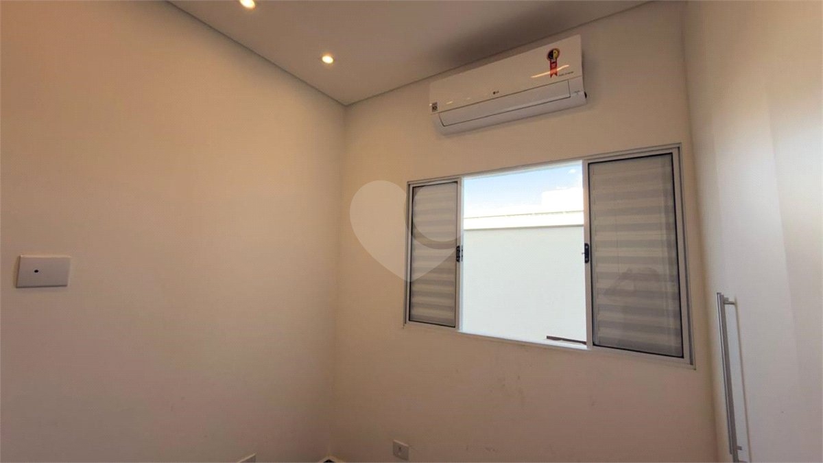 Casa à venda com 3 suítes no condomínio Campos do Conde I e II, Sorocaba - SP