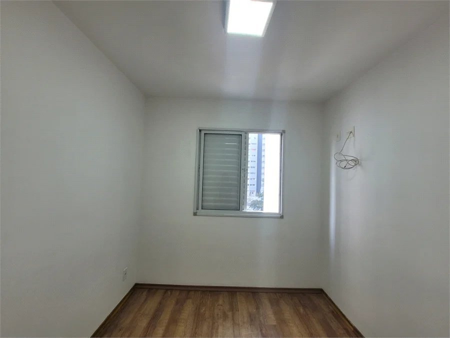Apartamento à venda com 2 quartos em Vila Anastácio, São Paulo, SP