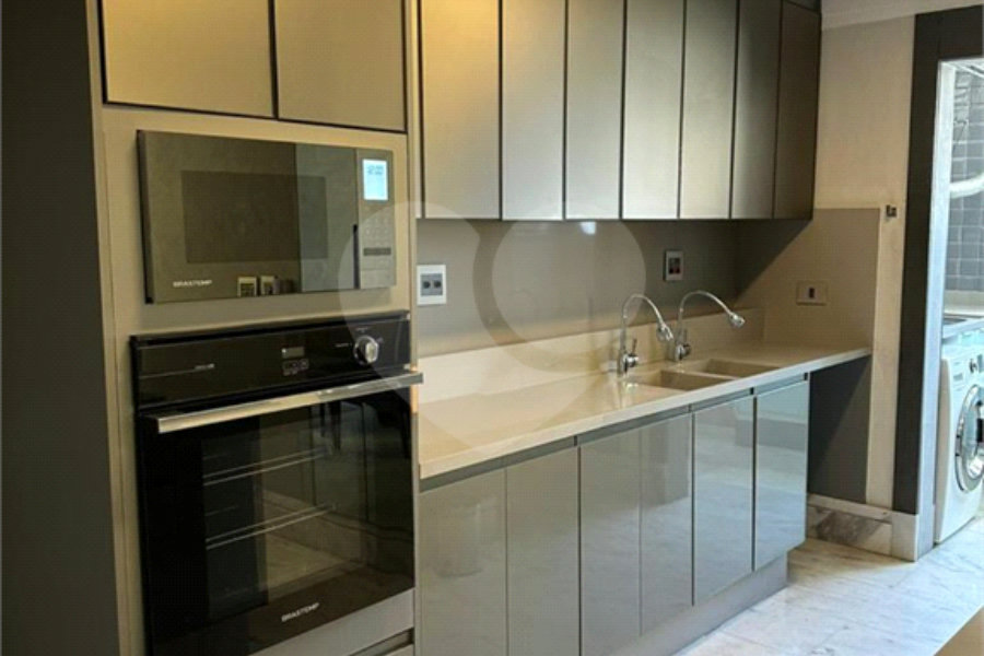 Apartamento à venda com 3 quartos, sendo 1 suíte, em Pompéia, São Paulo, SP