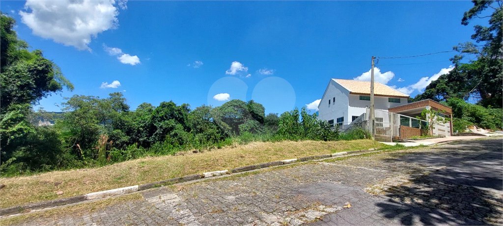 Terreno à venda no condomínio Parque Suiça, Caieiras - SP