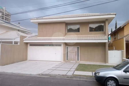 Casa à venda com 4 suítes no condomínio Quinta das Laranjeiras, Jundiaí - SP