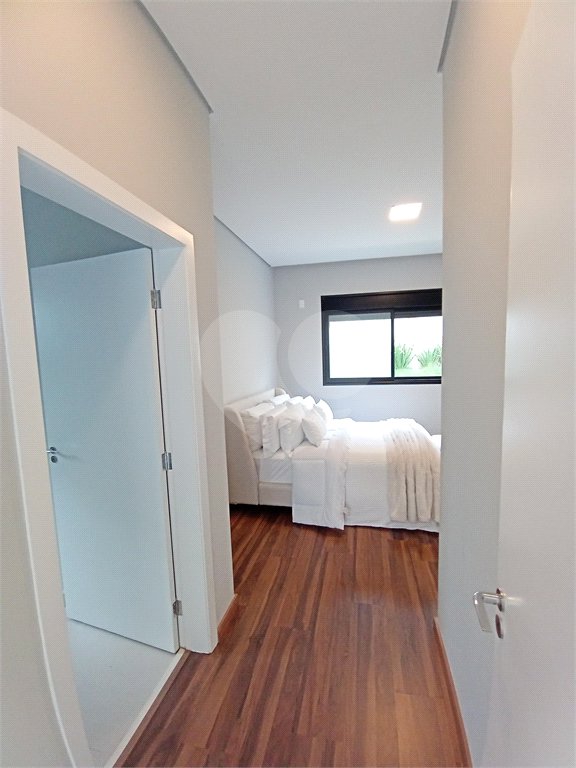 Casa à venda com 4 quartos, sendo 3 suítes,  no condomínio Alphaville Nova Esplanada 3, Votorantim - SP