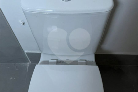 Casa à venda com 3 quartos, sendo 1 suíte, no condomínio Portal dos Sabiás, Itu - SP