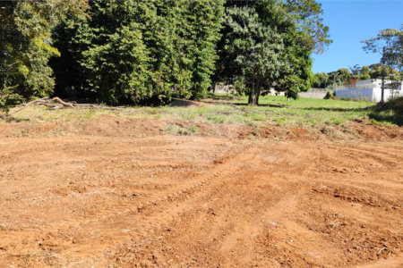 Terreno à venda com 1 suíte no condomínio Jatobás, Vinhedo - SP