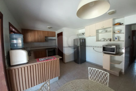 Casa à venda com 4 quartos, sendo 3 suítes,  em Geribá, Armação dos Búzios, RJ
