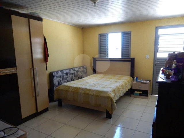 Casa à venda com 2 quartos em Tremembé, São Paulo, SP