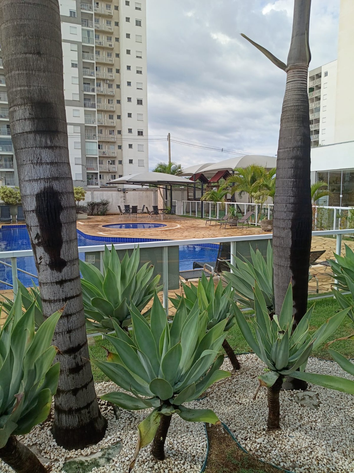 Apartamento para alugar com 2 quartos, sendo 1 suíte, em Jardim das Colinas, Hortolândia, SP