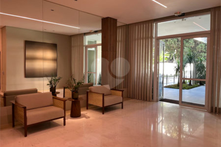 Apartamento à venda com 4 suítes em Campo Belo, São Paulo, SP
