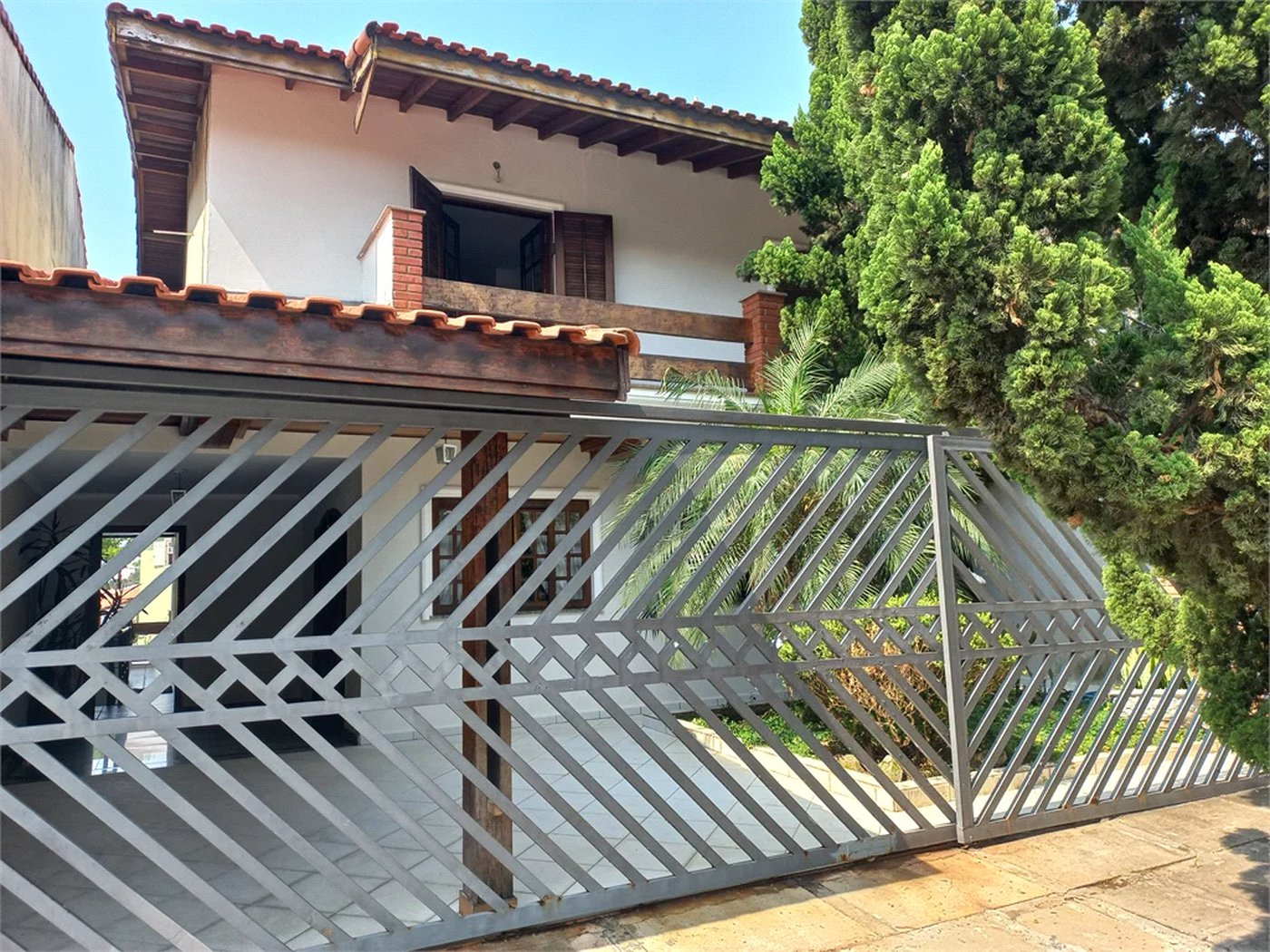 Casa à venda com 3 suítes em Parque Monte Alegre, Taboão da Serra, SP