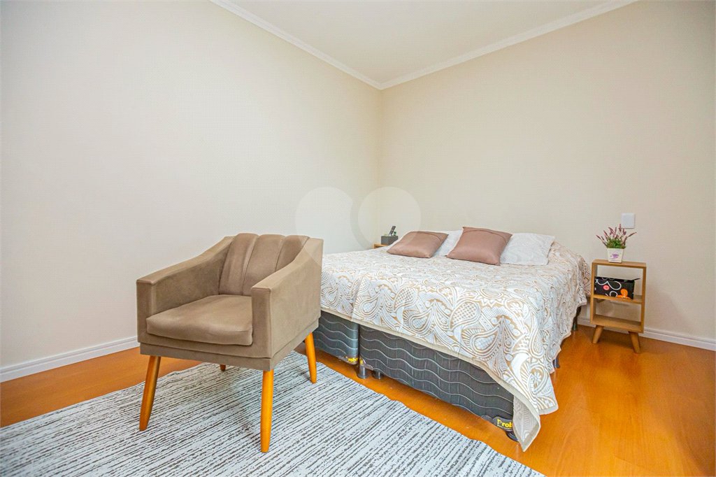 Casa à venda com 5 quartos, sendo 1 suíte,  em Chácara Inglesa, São Paulo, SP