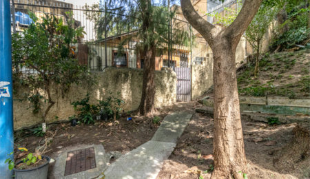 Casa Térrea à venda com 9 quartos, sendo 3 suítes, em Vila Romana, São Paulo, SP