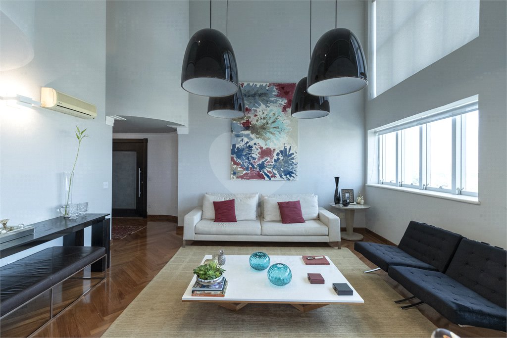Duplex à venda com 3 suítes em Jardim Botânico, Ribeirão Preto, SP