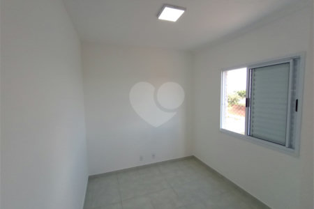 Apartamento à venda com 2 quartos em Vila Asem, Itapetininga, SP