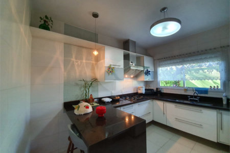 Casa à venda com 3 suítes no condomínio Sunríse, São Paulo - SP