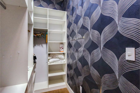 Casa à venda com 5 quartos, sendo 4 suítes, em Jardim Nova Esperança, Jacareí, SP