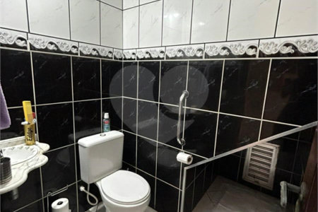 Casa à venda com 3 quartos, sendo 1 suíte, em Jardim Capão Redondo, São Paulo, SP