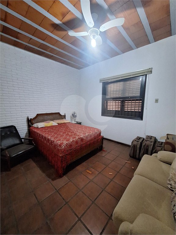 Casa à venda com 3 quartos, sendo 1 suíte, no Centro, Vinhedo, SP