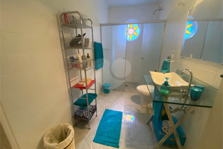 Casa Térrea à venda com 3 quartos, sendo 1 suíte, em Vila Nivi, São Paulo, SP