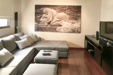 Apartamento à venda com 3 suítes em Vila Suzana, São Paulo, SP