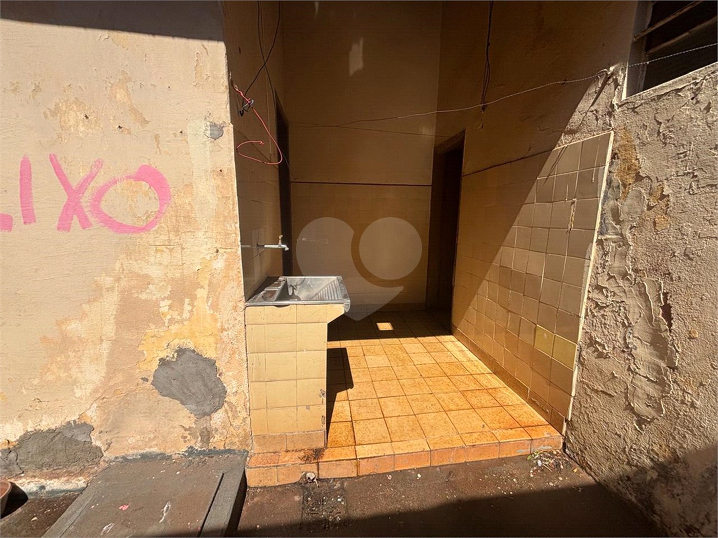 Casa Térrea à venda com 3 quartos em Campos Elíseos, Ribeirão Preto, SP