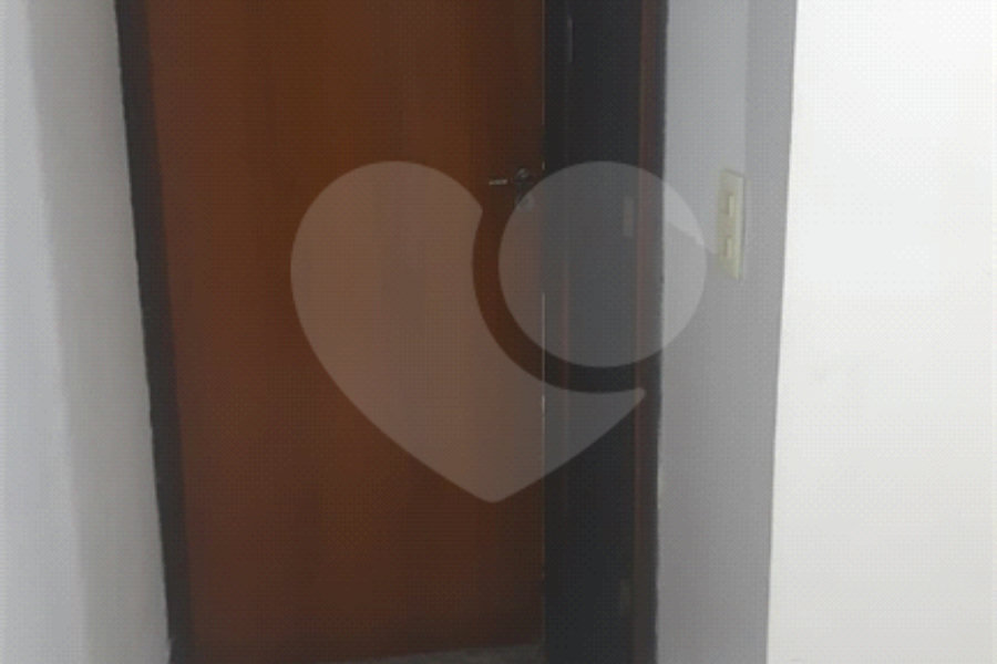 Sobrado à venda com 3 quartos, sendo 1 suíte, em Tremembé, São Paulo, SP