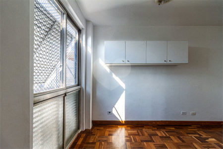 Cobertura à venda ou para alugar com 3 quartos, sendo 2 suítes, em Pinheiros, São Paulo, SP