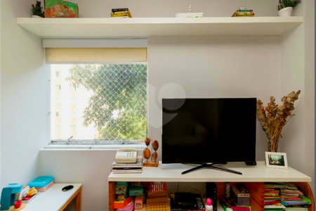 Apartamento à venda com 3 quartos, sendo 2 suítes,  em Pinheiros, São Paulo, SP