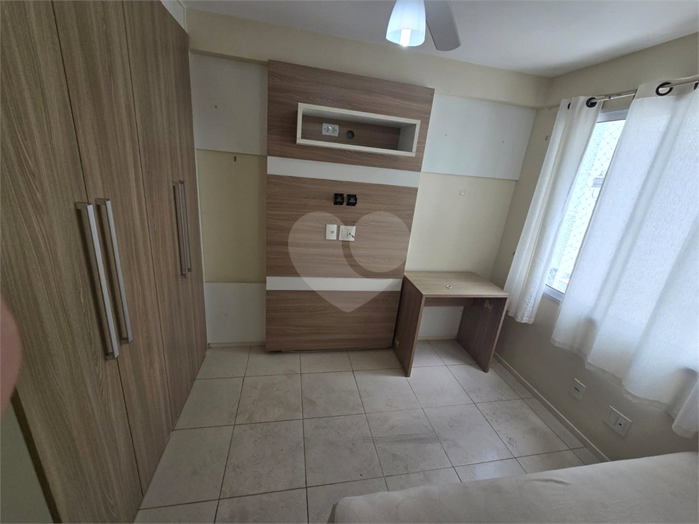 Apartamento para alugar com 2 quartos, sendo 1 suíte, em Parque Riviera, Cabo Frio, RJ
