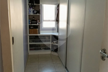 Casa à venda com 4 quartos, sendo 1 suíte, no condomínio Jardim Reserva Bom Viver de Indaiatuba, Indaiatuba - SP