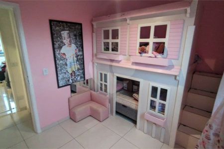 Casa à venda com 2 quartos, sendo 1 suíte, no condomínio Residencial Viva Vida, Cotia - SP