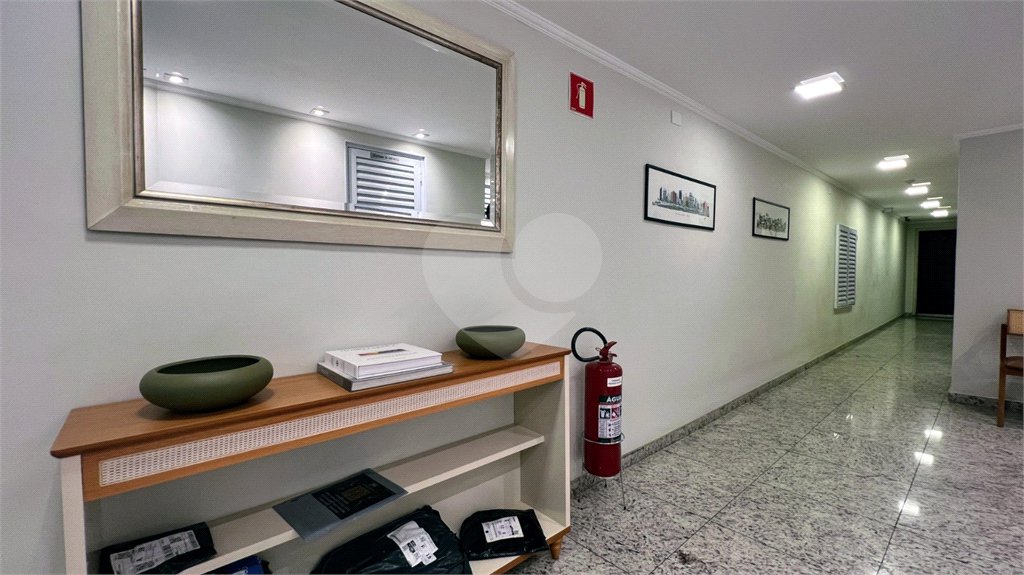 Apartamento à venda com 3 quartos, sendo 1 suíte, em Pinheiros, São Paulo, SP