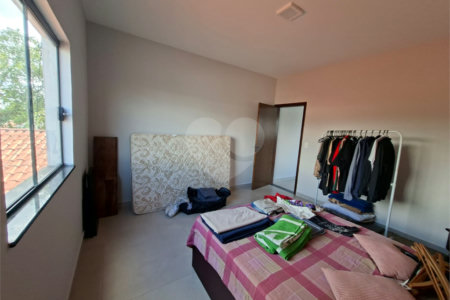 Sobrado à venda com 5 quartos em Jardim Bela Vista, Itapetininga, SP