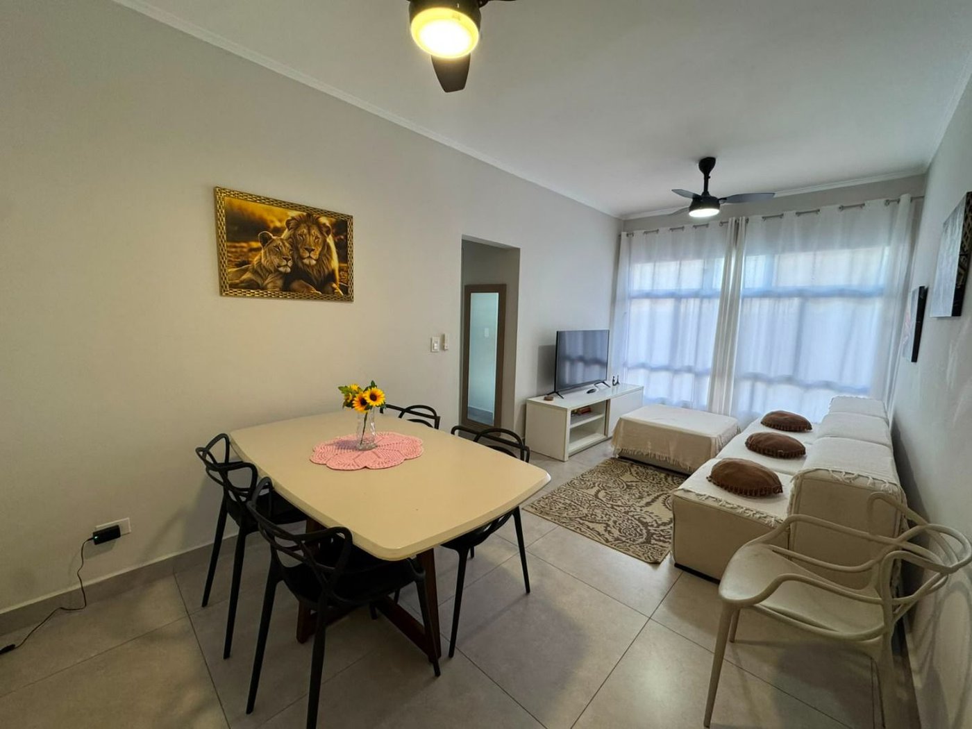 Apartamento com 3 dormitórios à venda, 70 m² por R$ 315.000,00 - Jardim São Miguel - Guarujá/SP