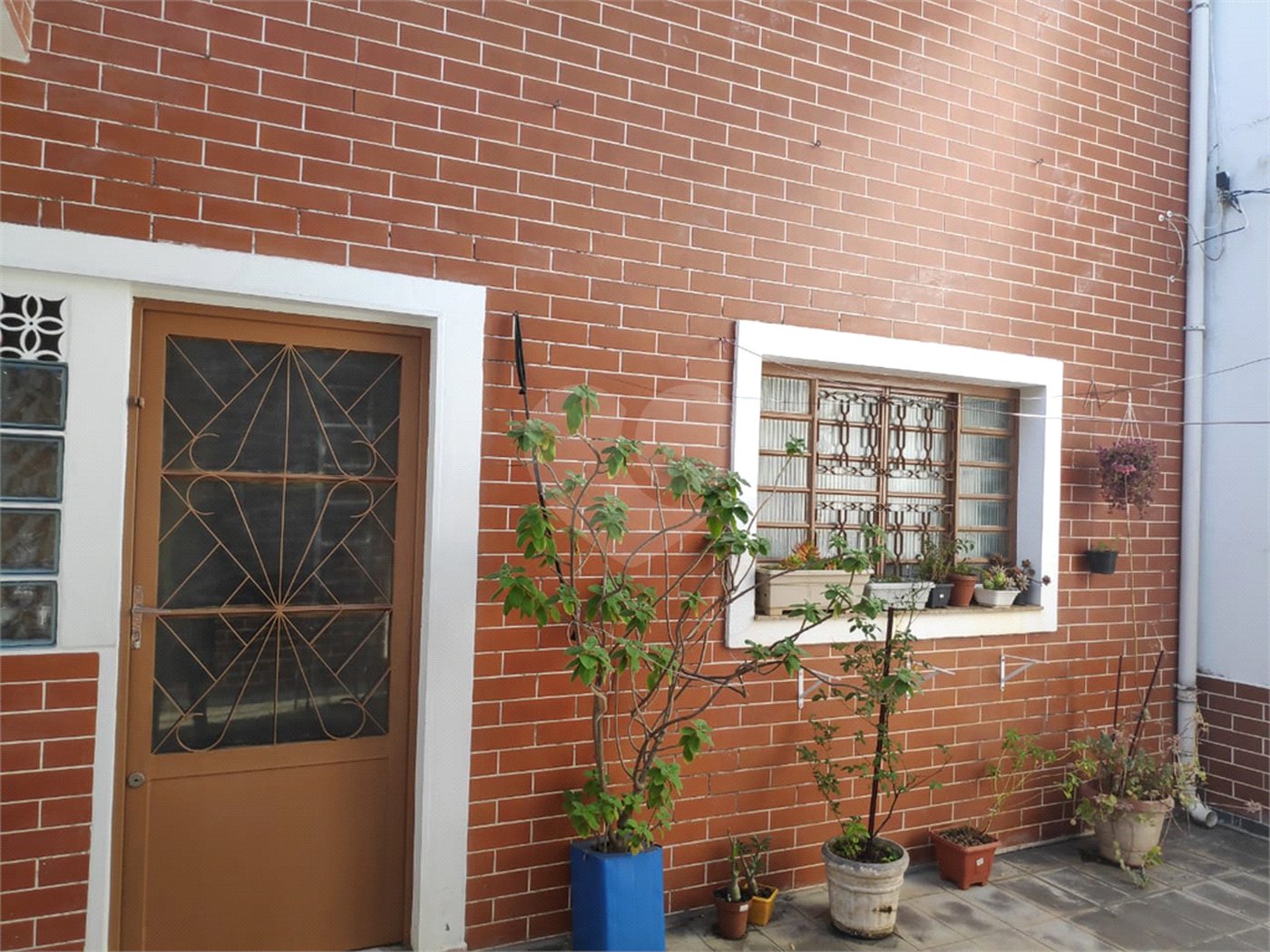 Casa à venda com 3 quartos, sendo 1 suíte, em Vila Nivi, São Paulo, SP