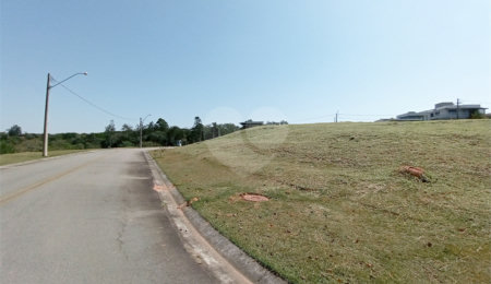Terreno à venda no condomínio Campo de Toscana, Vinhedo - SP