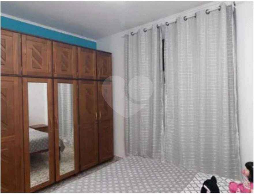 Casa Térrea à venda com 4 quartos, sendo 1 suíte,  em Vila Mazzei, São Paulo, SP