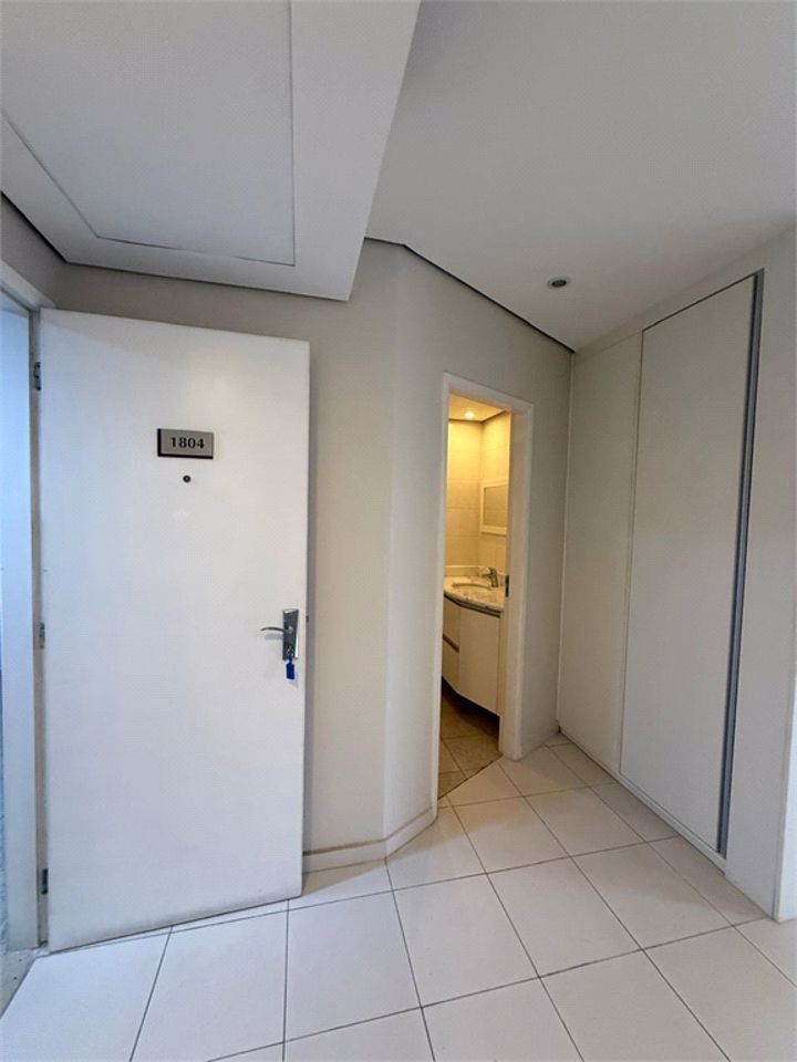 Sala Comercial à venda, Boqueirão, Santos - SA0020.