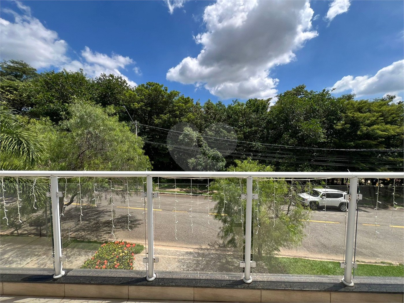 Casa à venda com 3 quartos, sendo 1 suíte,  no condomínio Golden Park Residence, Sorocaba - SP