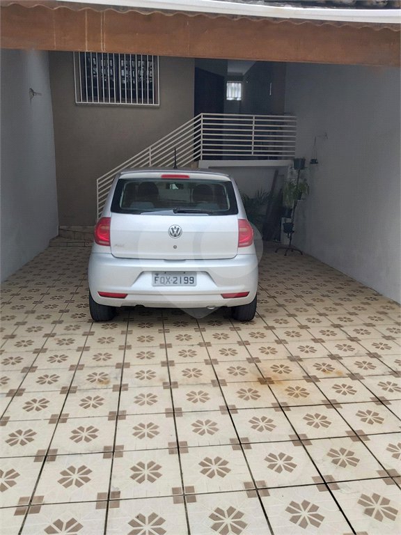 Sobrado à venda com 3 quartos, sendo 1 suíte,  em Vila Bernadotti, Mogi das Cruzes, SP