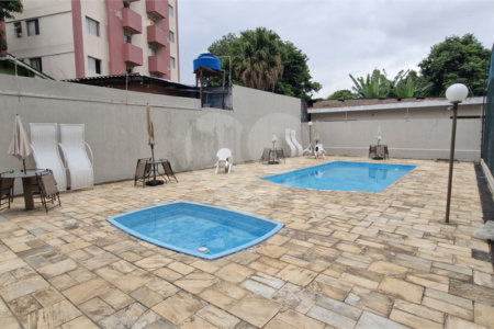 Apartamento à venda com 3 quartos, sendo 1 suíte, em Vila Mangalot, São Paulo, SP