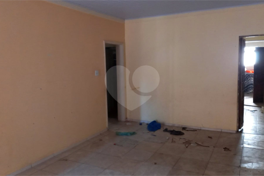 Terreno à venda com 8 quartos, sendo 2 suítes, em Santana, São Paulo, SP